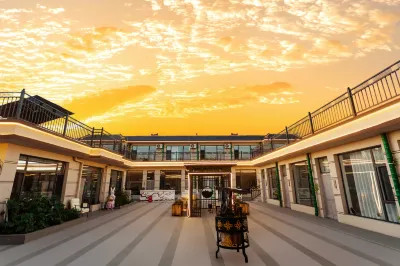 Youran Home · Family Minimalist Luxury Villa Hotels near Wulanhada Volcanic Grassland