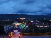 Hometown of Dragon Hotel