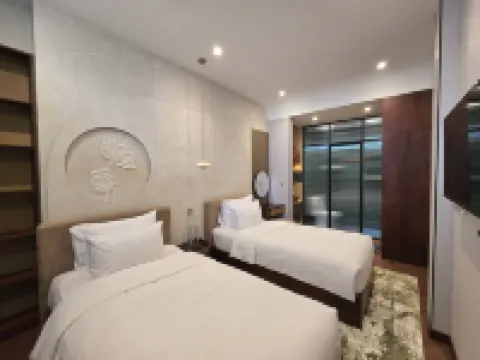 ลูเมียร์ วิลลา ฮิว