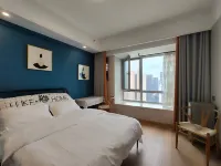 Lanyue Movie Homestay (Zhongnan Century Town)