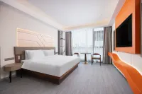 ‌Momo Hotel - Yingshang Wuyue Plaza Store‌