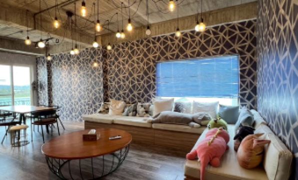 Lovestar Lakeside Hotel - Stars Building