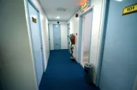 โรงแรม ลูทานา - ที่มีที่จอดรถ