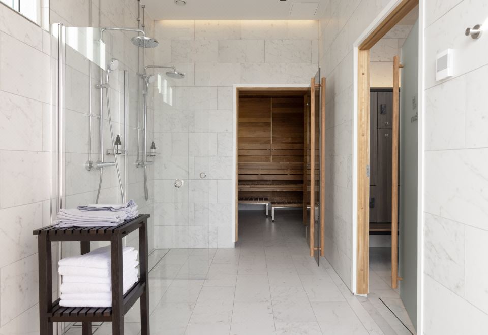 노리 카타야노카 II의 모던하고 기능적인 주방 공간 이미지