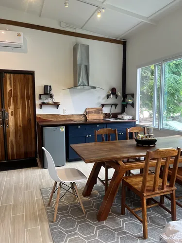 รูปภาพของPhimai Pond House