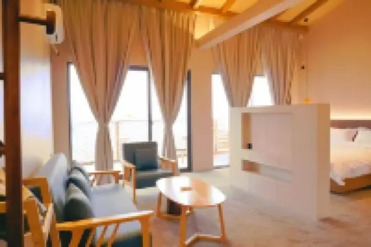 Sangongzhu Yao Medicine Camping Hotel