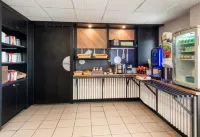 B&B 酒店紹萊Nord - 早餐