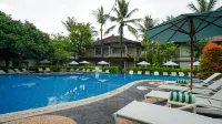 Grand Whiz Hotel Nusa Dua Bali - de playa
