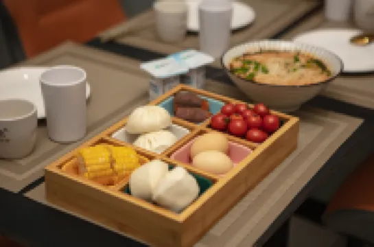 Babylon Hotel (Lugu Lake Daluoshui)