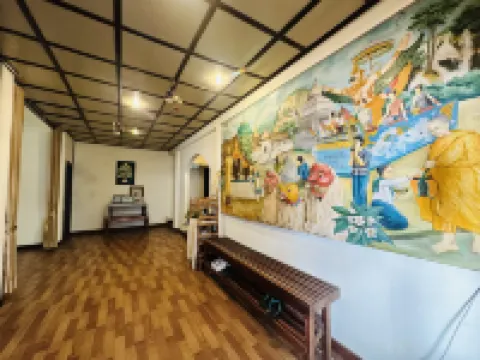 Villa Phounsab Tourist Street Hotels near Sisavangvong Road