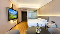 Huaqiao Dongfang Hotel