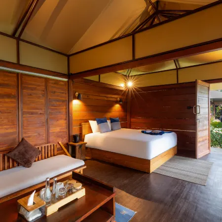 Alamu Eco Lodge Отели рядом с достопримечательностью «Водопад Гит-Гит»