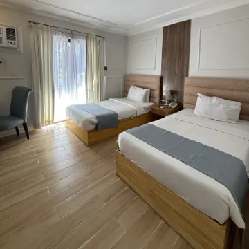 Queen Margarette Hotel Lucena - Main