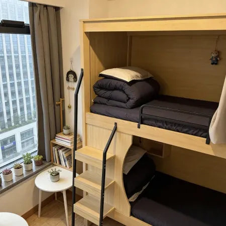 Dengfenglai • Female-Only Hostel (Nancun Wanbo) Отели рядом с достопримечательностью «Chimelong International Circus»