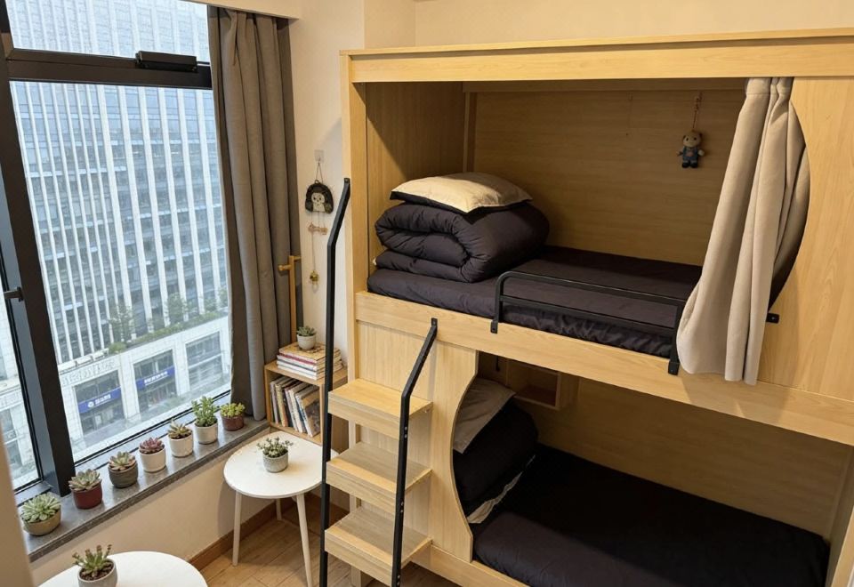 Dengfenglai Female-Only Hostel (Nancun Wanbo) over view
