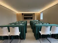JI Hotel (Tangshan Yutian Boyong East Street) - parking
