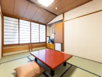 Yamatoya Honten Ryokan Osaka Hotels near Soemoncho