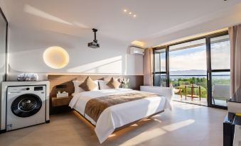 Mugu Hidden Luxury · Escape the Mundane · Boutique Retreat (South Gate of Dali Ancient City)