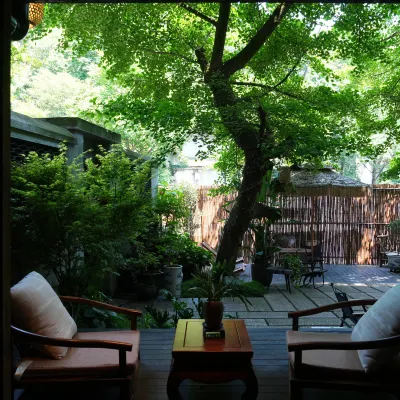 Shanyu · Private Hot Spring Homestay (Dujiangyan Scenic Area Nanqiao) Hotels near Erwang Temple