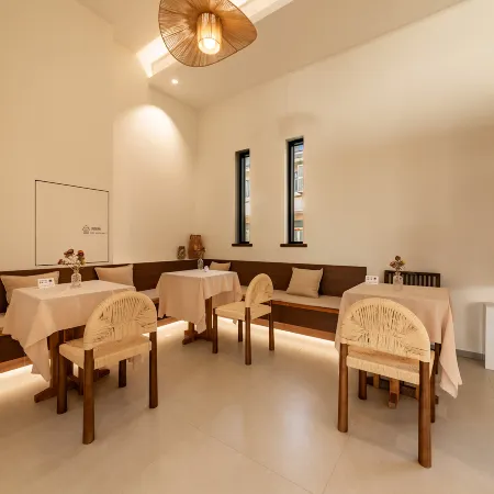 ANLAV Resort Homestay (Luoyuan Bay Coastal New City Style Commercial Street Branch)