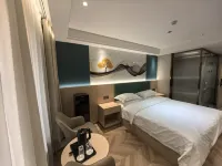 Xingping Juhao Grand Hotel Hotele w: Xingping