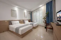 Xiangli Qingsu Homestay (Emeishan Scenic Area Baoguo Temple) - parking