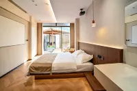 Jingli Courtyard Homestay (Huangguoshu Avenue Branch, Anshun) - balcony
