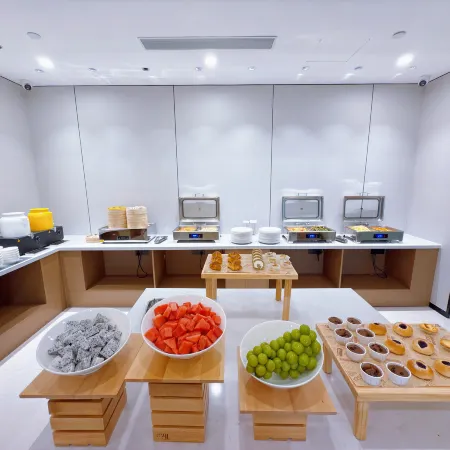 Wode Smart Hotel (Zibo Crystal Street Shandong University of Technology)
