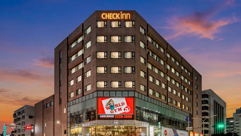 CHECK inn Taichung LaiLai