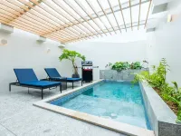 RUSIN Private Pool Villa ONNA - balcone