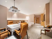 Pagodas Riverside Hotel - parking