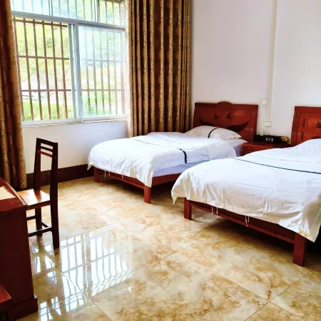 Dahua Qibai Nongtongxiangli Farmhouse