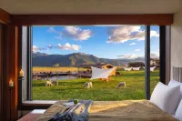 Ananda · Nomadic | Napahai, Shangri‑La - Gasthöfe