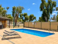 Geraldton Caravan Park - Kolam Renang