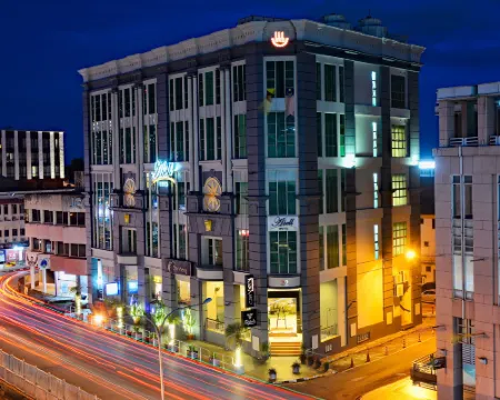 โรงแรมอาเบลล์ กูชิง โรงแรมในกูชิง