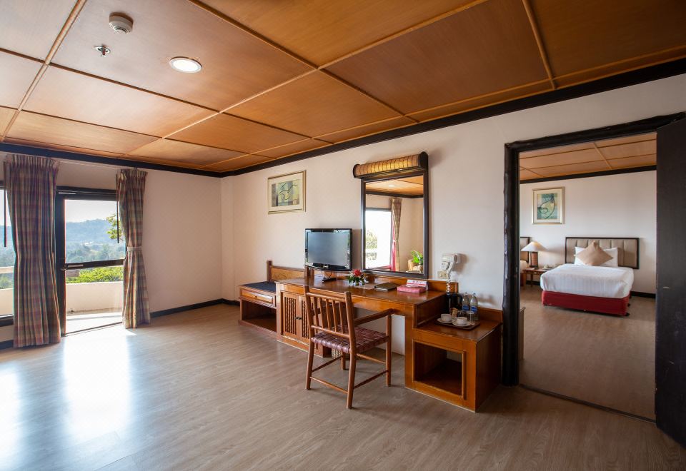 5. 임페리얼 푸캐우..