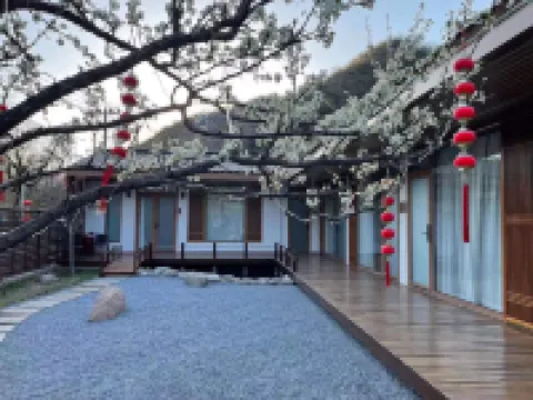Beijing Tingshui Mountain House Boutique B&B Hotels near Juyongguan Great Wall