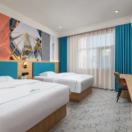 Huishui Hongxin Hotel (Huishui County Snack City)
