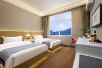 VALATOMS Fanlatu Hotel (Mount Siguniang Scenic Area)