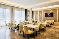Vienna Hotel (Chongqing Yunyang Binjiang Park City Square Hotel) - breakfast