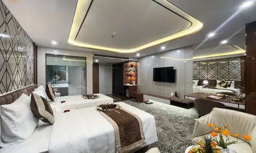 CUA Dong Luxury Hotel