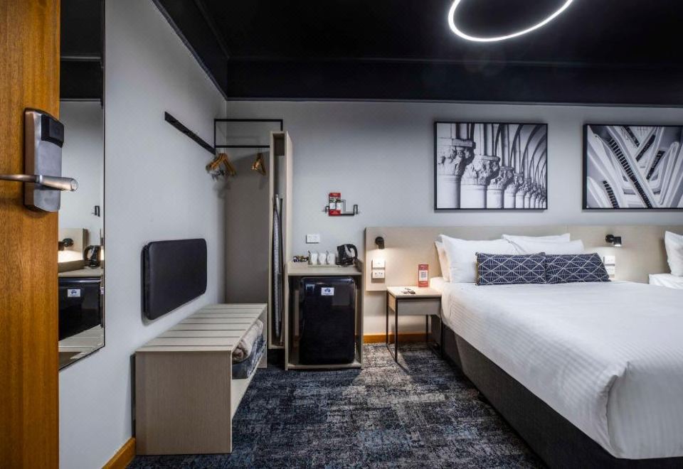 나이트캡 앳 엠파이어 호텔 솔직 후기