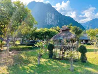 Champathong Garden Resort 티씨케이 짚라인 주변 호텔