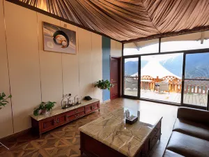 Cloud Jingye Shet Tent Hotel