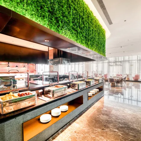 Jiang Shan Yixili Hotel