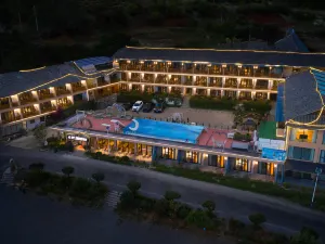MEI LU. LAKESIDE  HOTEL
