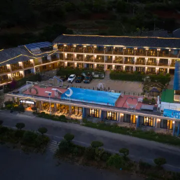 MEI LU. LAKESIDE  HOTEL