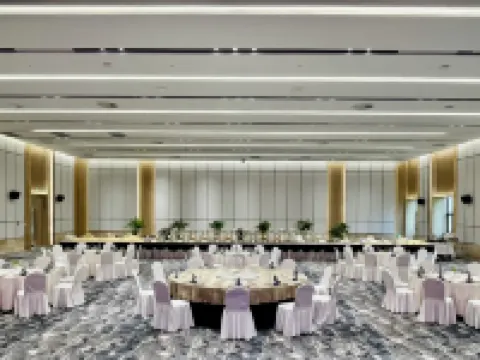Oriental Garden Hotel فنادق في فونينغ