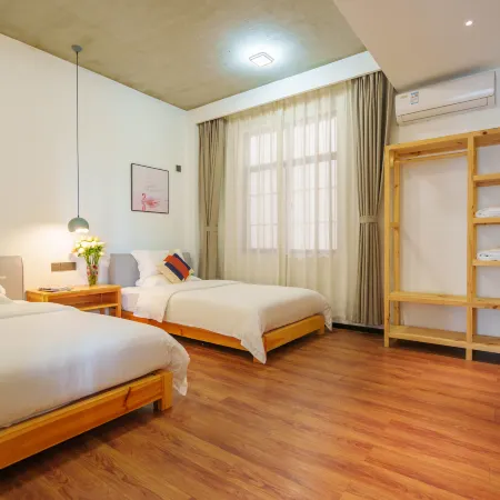 Dali Yusu Lingfeng Seaview Inn
