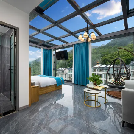 Huaxi Yunhai Homestay (Laojunshan Zhongling Cableway Branch)